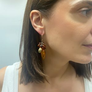 σκουλαρίκια Earring with amber e03